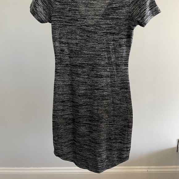 Golden by TNA Grey V-Neck Mini Dress - Picture 2 of 3